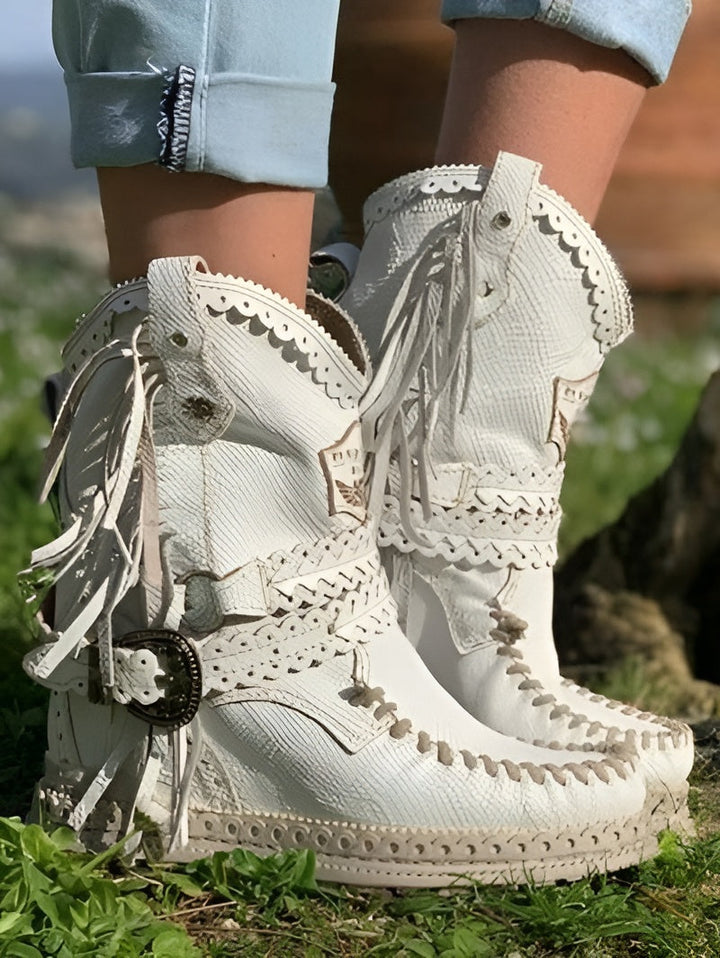 Kobiece Botki Boho na Kostkę – Frędzle w Stylu Westernowym na Co Dzień
