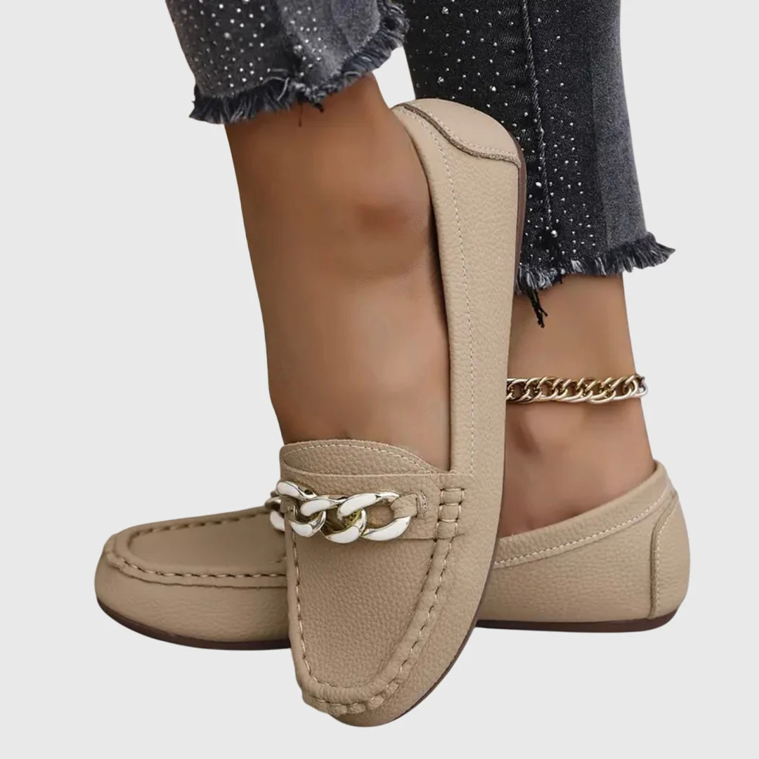 Damskie Mokasyny z Łańcuszkiem – Klasyczne Półbuty na Co Dzień i na Smart Casual
