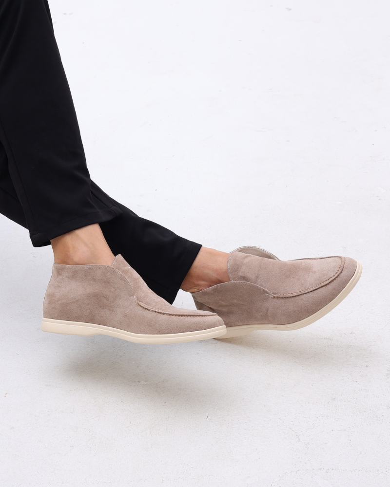 Męskie Zamszowe Mokasyny Slip-On Średnie Z Konstrastową Podeszwą