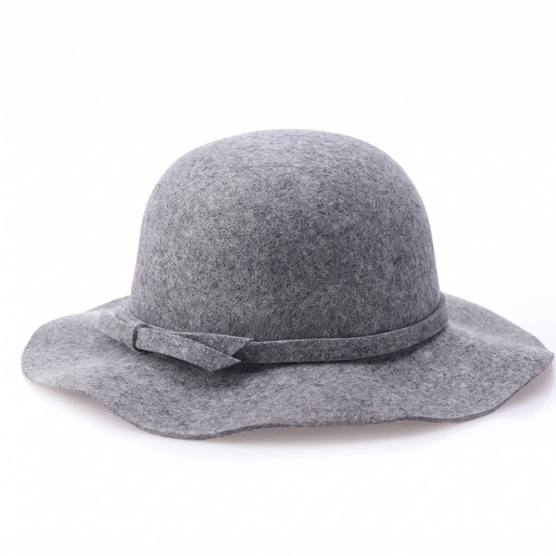Kobieca Vintage Kapelusz Cloche z Detalem Wstążki
