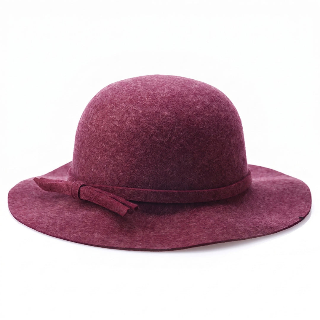 Kobieca Vintage Kapelusz Cloche z Detalem Wstążki