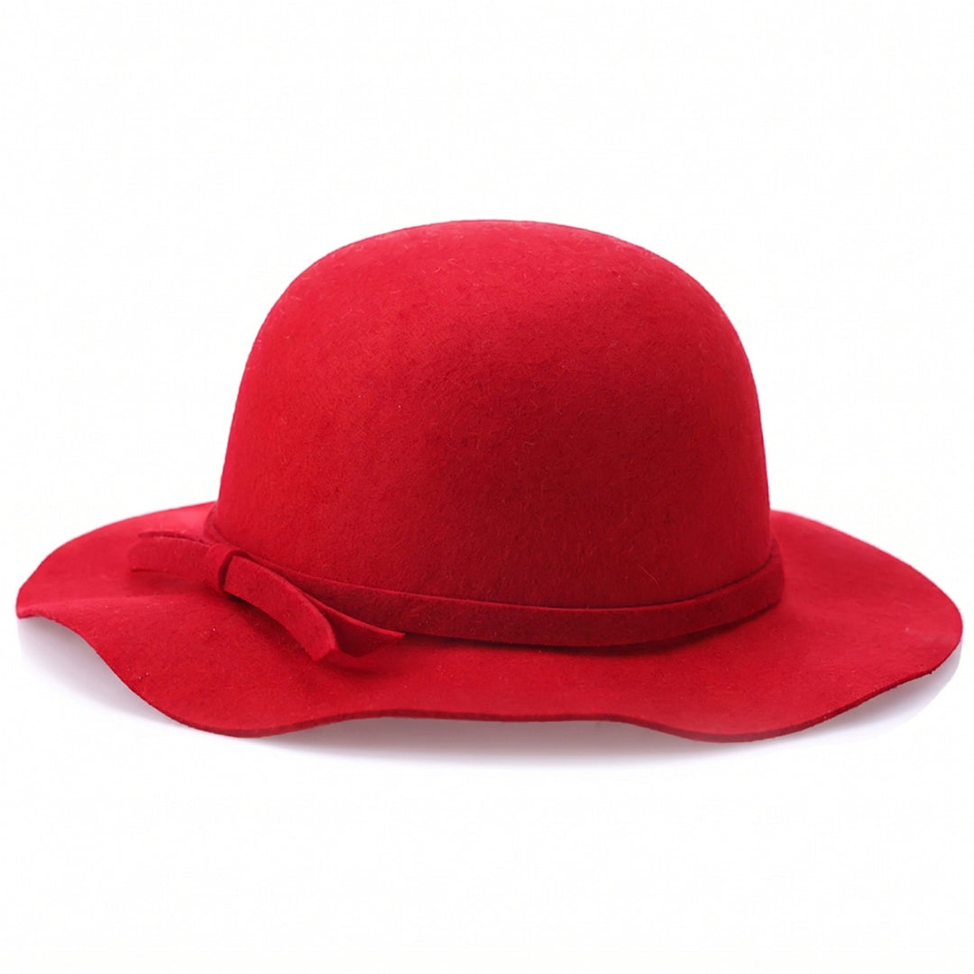 Kobieca Vintage Kapelusz Cloche z Detalem Wstążki