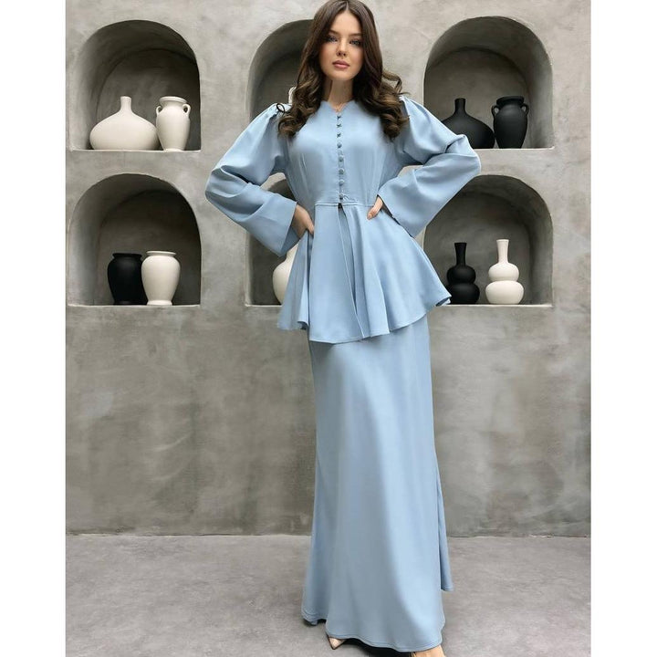 Sukienka maxi z peplum i rękawami – elegancki zestaw dwuczęściowy