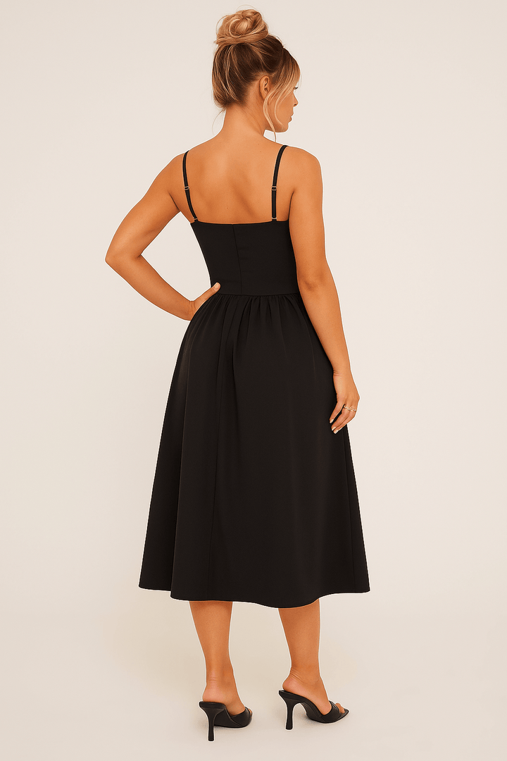 Sukienka midi w stylu fit and flare dla kobiet – styl koronkowy na letnie imprezy i wydarzenia