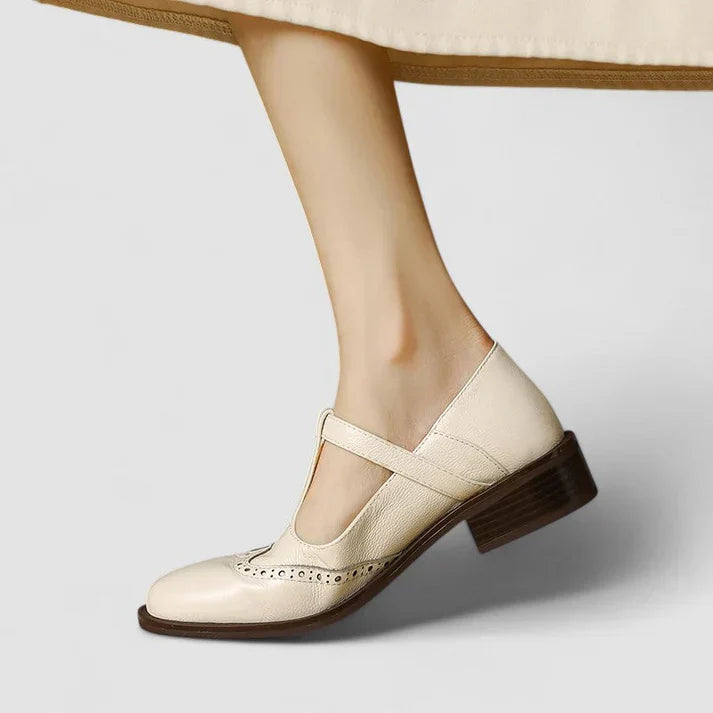 Damskie buty Mary Jane z detalem w postaci klamry