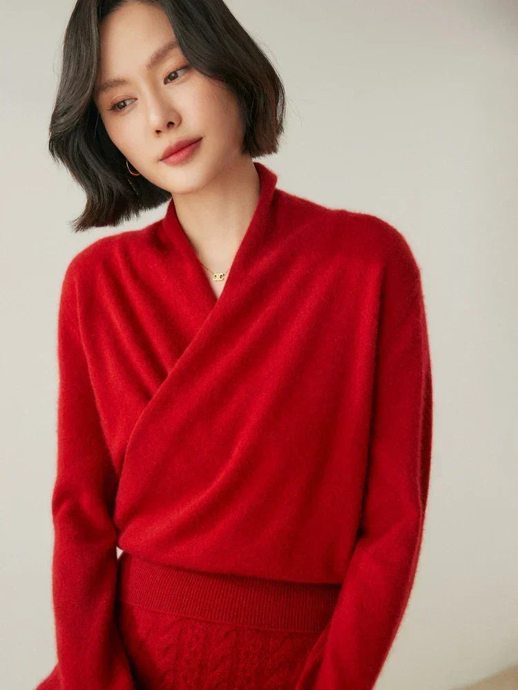 Sweter Damski z Zawijanym Przodem – Wyszukany Slim Knit do Biura i Smart Casual