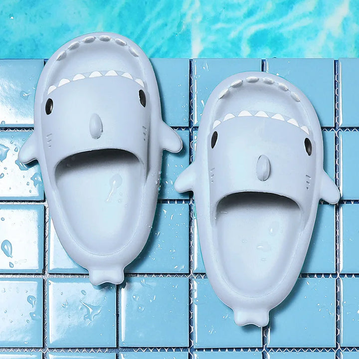 Męskie lekkie klapki EVA na basen – szybkoschnące klapki Shark na wakacje letnie