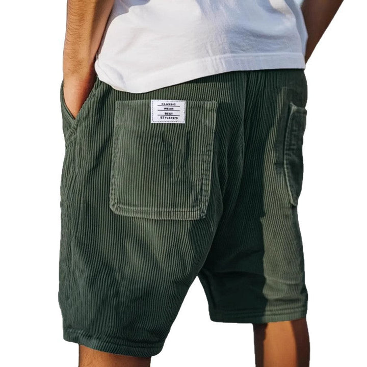 Męskie szorty z prążkowanego kordurowego materiału z elastycznym pasem i kieszeniami użytkowymi