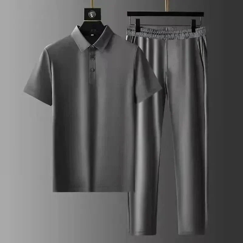 Zestaw Męskiej Koszulki Polo i Spodni – Luźny Smart Casual Outfit na Podróż